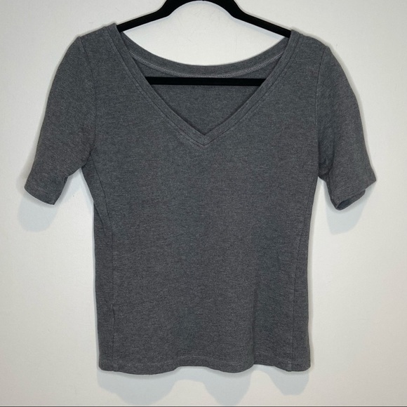 GAP gray women’s top Sz XS - Picture 2 of 5
